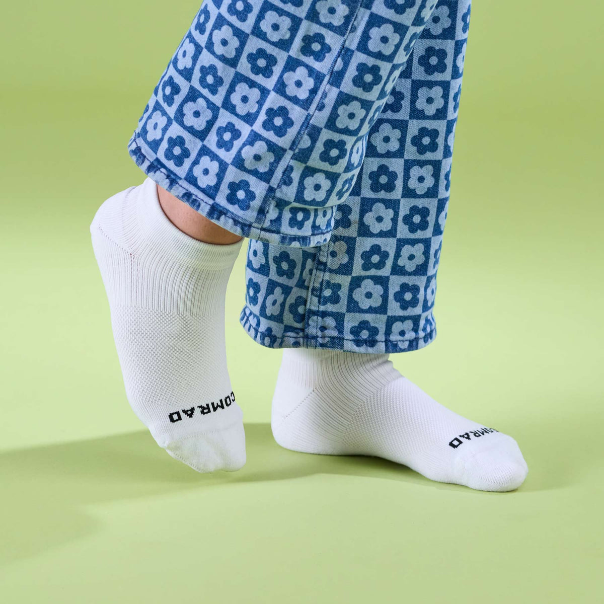 Comrad Ankle Compression Socks, White – shown worn