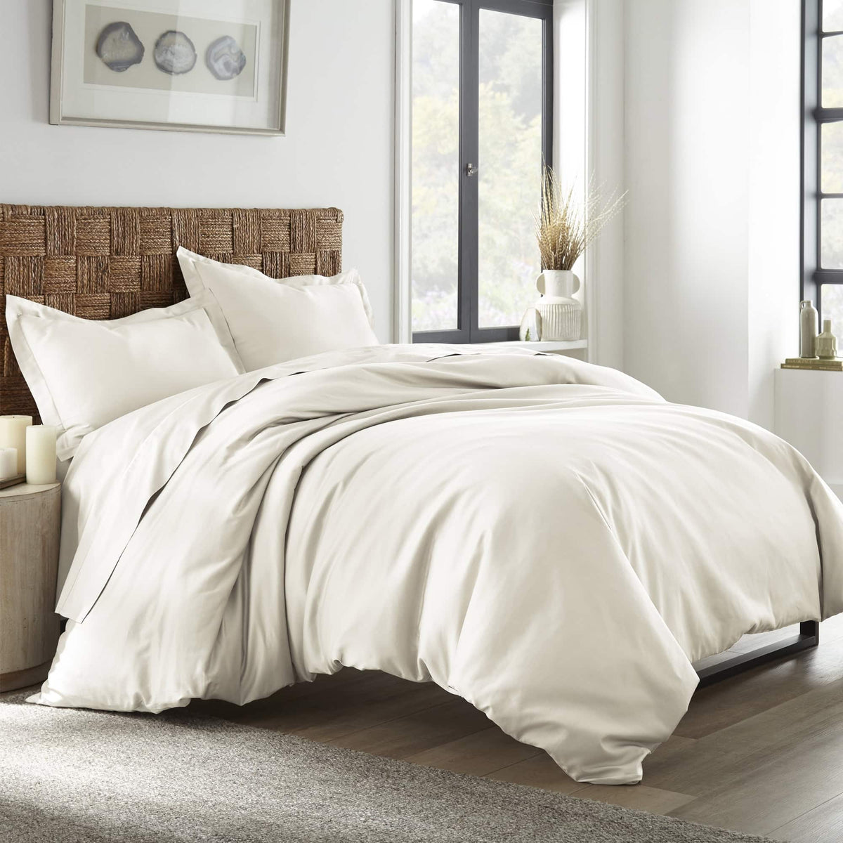 Whisper Organics 500 TC Organic Sateen Duvet Cover Set – in a bedroom