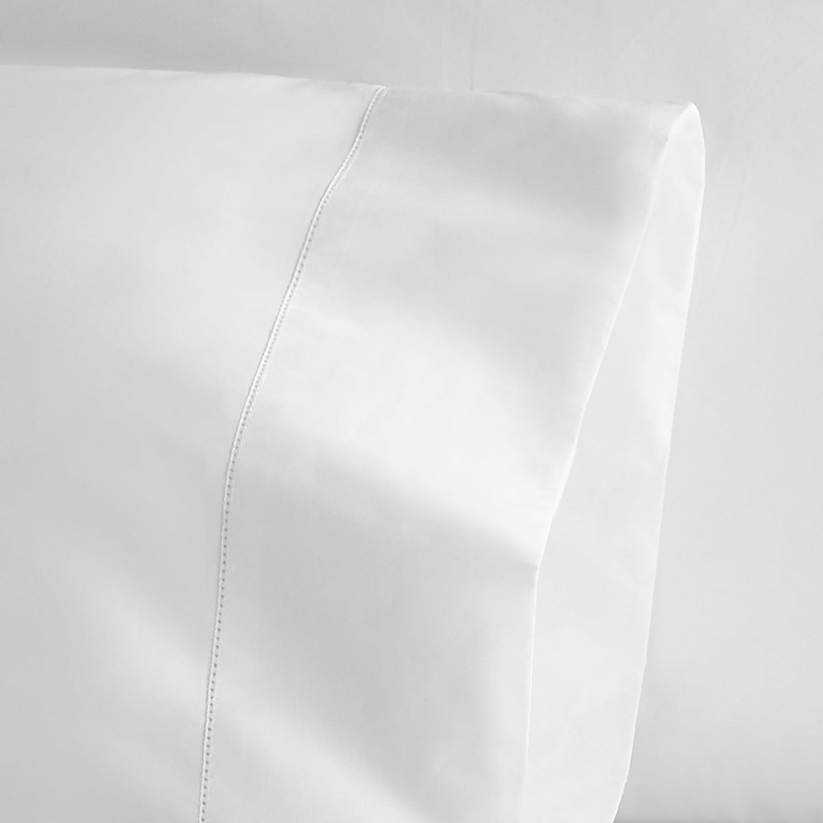 Whisper Organics 270 TC Percale Sheet Set with Picot Embroidery – product photo