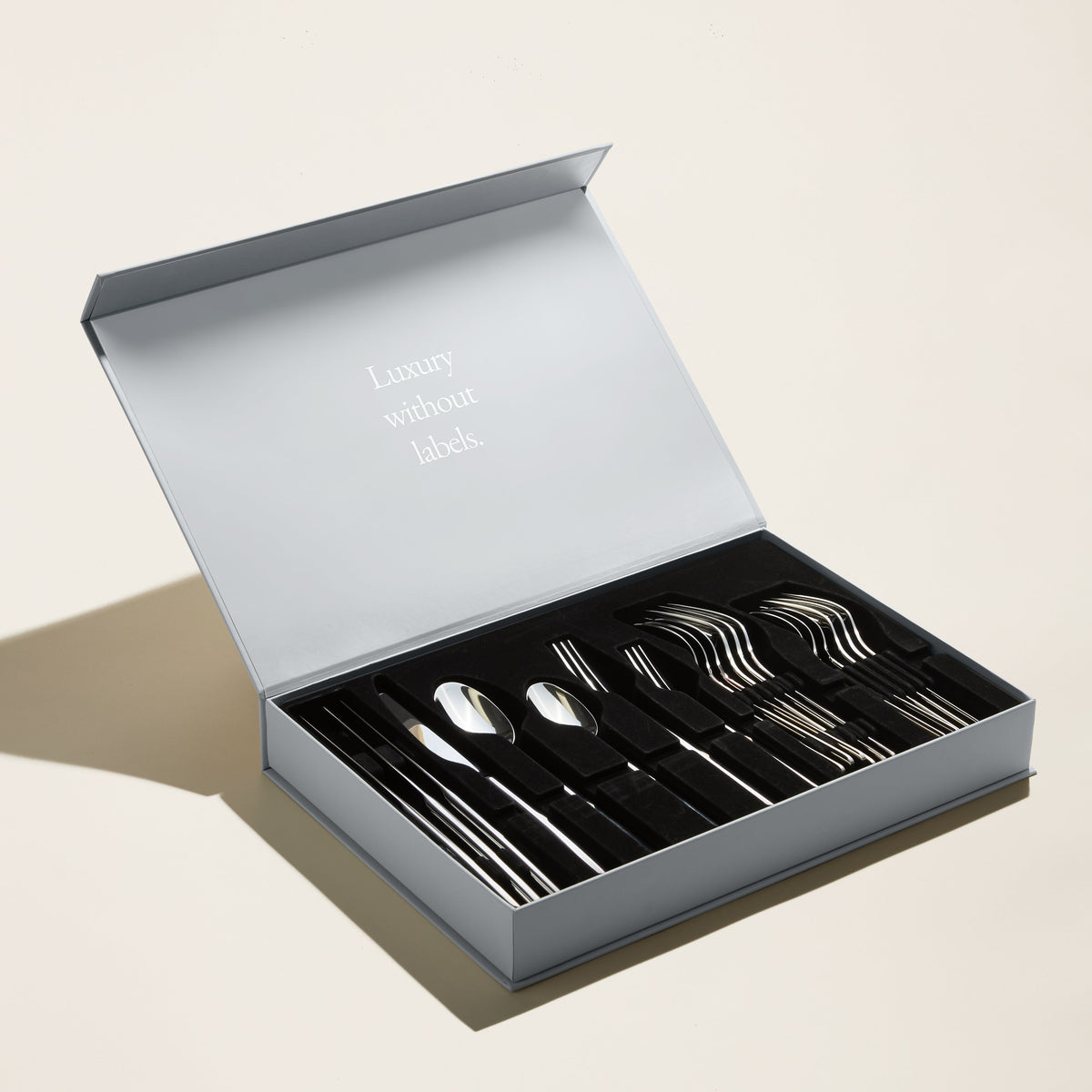 Italic Emilia Mirror 20-Piece Flatware Set – product photo