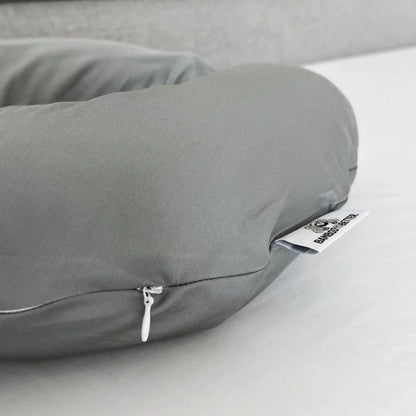 Bamboo is Better Cooling Bamboo Travel Pillowcase, Silver – zipper detail